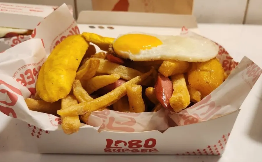 Martes 2x1 Salchipapa